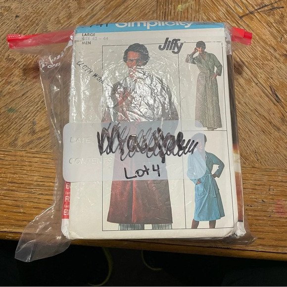 Lot Of 10 Simplicity, It’s So Easy It’s Simplicity, Simplicity Home Decorating. - Picture 6 of 6